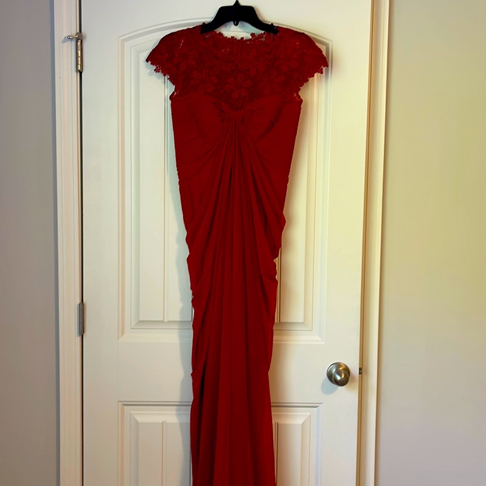 Beautiful red gown size xs